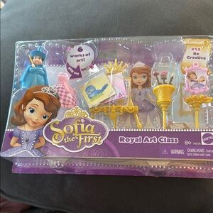 Disney Sofia the First Royal Art Class Set - Purple and Yellow